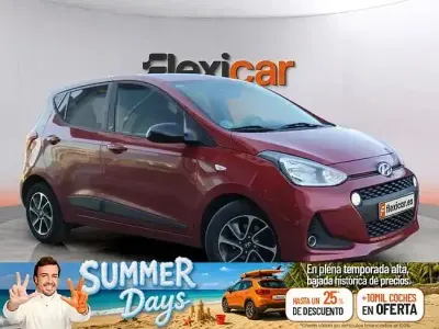 Usado Hyundai i10 GO! 66 CV (48 kW) 2018 Rojo Utilitario