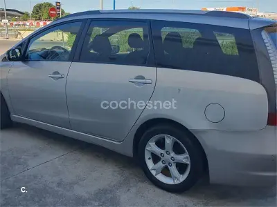 Usado Mitsubishi Grandis Intense 136 CV (100 kW) 2008 Gris / plata Monovolumen