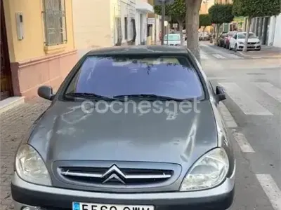 Usado Citroën Xsara 90 CV (66 kW) 2004 Gris / plata Berlina