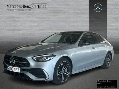 Usado Mercedes C300e 313 CV (230 kW) 2025 Gris / plata Berlina