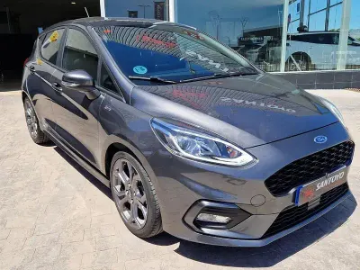 Usado Ford Fiesta ST-Line 125 CV (91 kW) 2019 Gris / plata Utilitario