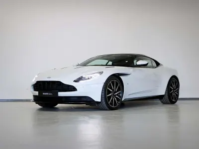 Usado Aston Martin DB11 608 CV (447 kW) 2017 Blanco Coupe