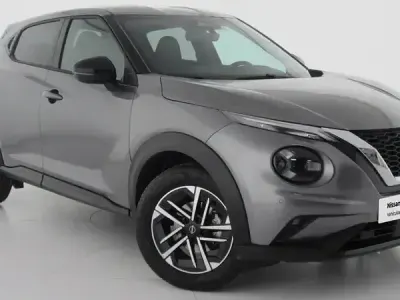Usado Nissan Juke N-Connecta 114 CV (83 kW) 2025 Skyline grey SUV