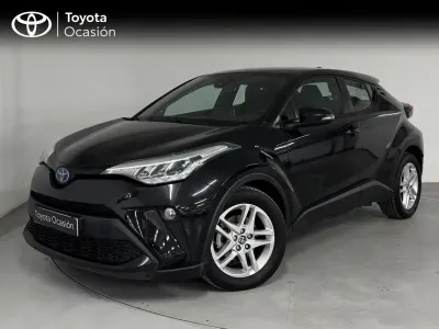 Usado Toyota C-HR Active 122 CV (89 kW) 2023 Negro azabache SUV