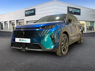 Usado Peugeot 5008 Allure 136 HP (100 kW) 2025 Azul SUV