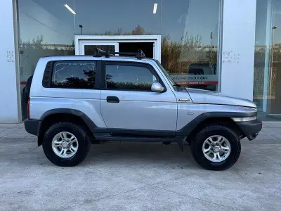 Usado SsangYong Korando Limited 120 CV (88 kW) 2006 Gris / plata SUV