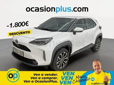 Usado Toyota Yaris Cross Active 116 CV (85 kW) 2022 Blanco SUV