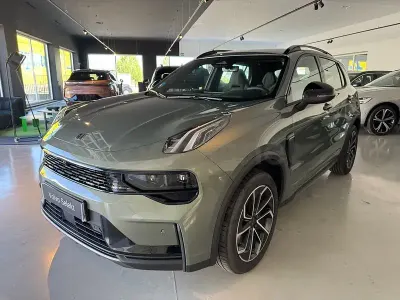 Usado Lynk & Co 01