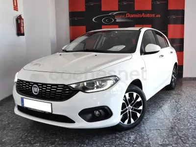 Usado Fiat Tipo Life 95 CV (69 kW) 2020 Blanco Berlina