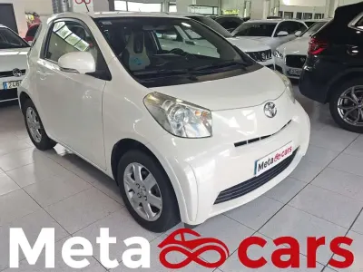 Usado Toyota iQ 68 CV (50 kW) 2011 Blanco Utilitario