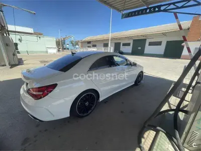 Usado Mercedes CLA200 136 CV (100 kW) 2018 Blanco Berlina