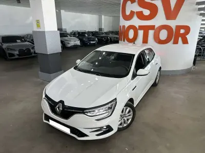 Occasion Renault Mégane Intens 116 PK (85 kW) 2022 Hatchback