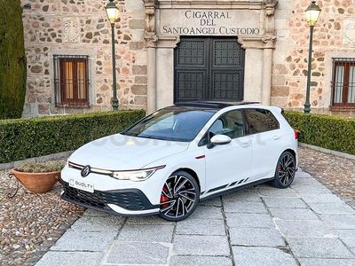 Usado VW Golf VII GTI Clubsport 301 CV (221 kW) 2021 Blanco Utilitario