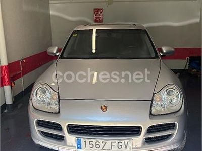 Käytetty Porsche Cayenne 250 HP (183 kW) 2006 Harmaa Katumaasturi