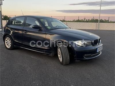 Używany BMW 118 122 KM (89 kW) 2008 Niebieski Hatchback
