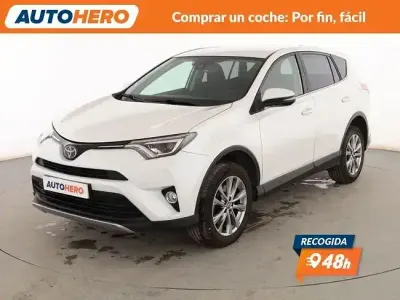 Usado Toyota RAV4 Advance 143 CV (105 kW) 2018 Blanco SUV