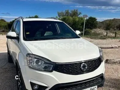 Usado SsangYong Korando Limited 178 CV (130 kW) 2016 Blanco SUV