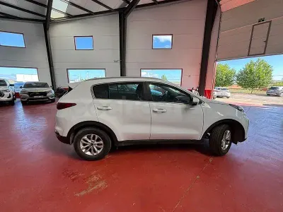 Usado Kia Sportage 115 CV (84 kW) 2022 Blanco SUV