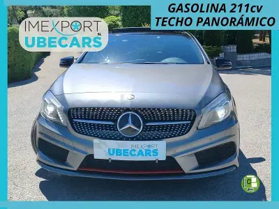 Usado Mercedes A250 211 CV (155 kW) 2014 Gris / plata Utilitario