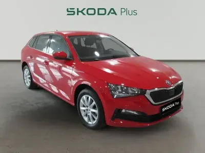 Usado Skoda 110 R Ambition 150 CV (110 kW) 2020 Rojo Berlina