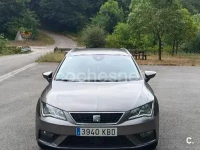 Usado Seat Leon ST Style 115 CV (84 kW) 2017 Gris / plata Familiar