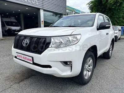 Używany Toyota Land Cruiser 204 KM (150 kW) 2022 Biały SUV