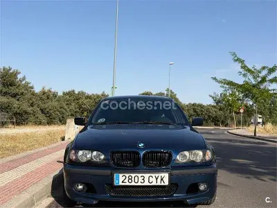 Usado BMW 320 Sport Line 150 CV (110 kW) 2004 Azul Berlina