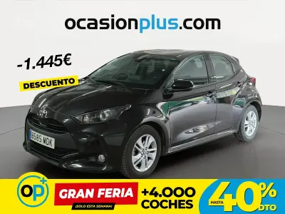 Usado Toyota Yaris Edition 125 CV (91 kW) 2023 Negro Utilitario