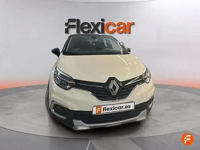 Usado Renault Captur Zen 130 HP (95 kW) 2019 Bege SUV
