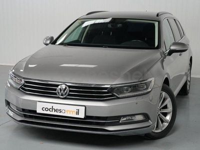 Usado VW Passat Advance 150 CV (110 kW) 2018 Gris / plata Familiar