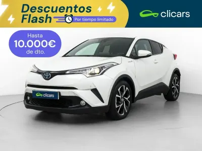 Käytetty Toyota C-HR Advance 122 HP (89 kW) 2019 Valkoinen Katumaasturi