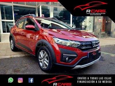 Usado Dacia Sandero Comfort 91 CV (66 kW) 2021 Granate Berlina