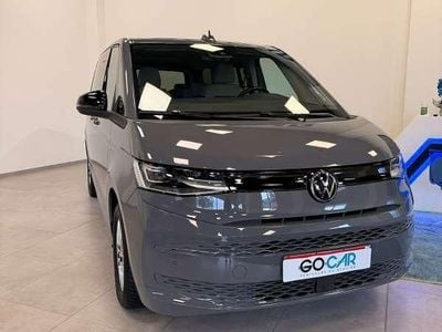 Usado VW Multivan Style 218 CV (160 kW) 2022 Gris Van