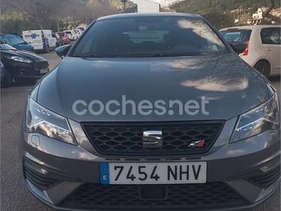 Usado Seat Leon CUPRA 300 CV (220 kW) 2018 Gris / plata Berlina