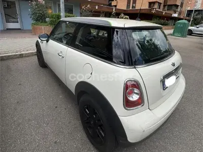 Usado Mini Cooper D 112 CV (82 kW) 2013 Blanco Utilitario
