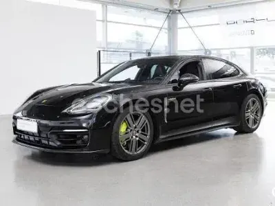 Usado Porsche Panamera 4 E-Hybrid Platinum Edition 462 CV (339 kW) 2023 Gris / plata Utilitario