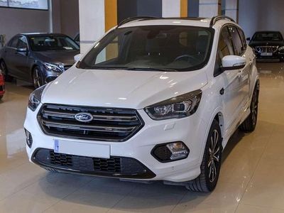 Usado Ford Kuga ST-Line 178 CV (130 kW) 2019 Blanco SUV