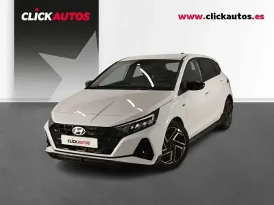 Käytetty Hyundai i20 N Line 80 HP (58 kW) 2025 Valkoinen Viistoperä