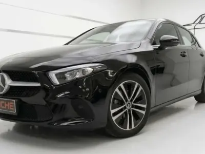Usado Mercedes A180 Advanced 136 CV (100 kW) 2022 Negro Berlina