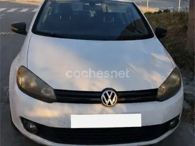 Usado VW Golf VI 105 CV (77 kW) 2011 Blanco Utilitario