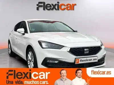 Usado Seat Leon Style 115 CV (84 kW) 2021 Blanco Berlina