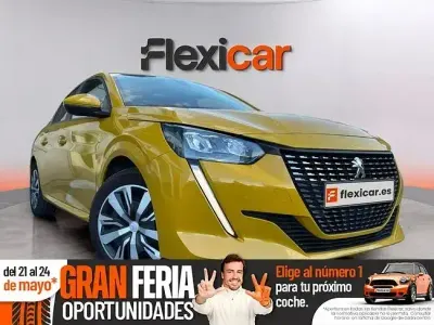 Usado Peugeot 208 Active 100 CV (73 kW) 2020 Amarillo Utilitario