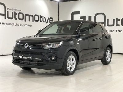 Usado Ssangyong (KGM) Tivoli 115 CV (84 kW) 2016 Negro SUV