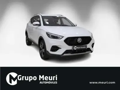 Usado MG ZS Comfort 106 CV (77 kW) 2023 Blanco SUV