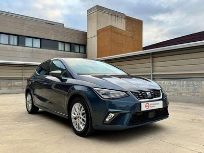 Usado Seat Ibiza XCELLENCE 116 CV (85 kW) 2025 Gris Utilitario