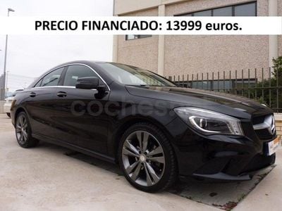 Usado Mercedes CLA180 Urban 122 CV (89 kW) 2014 Negro Berlina