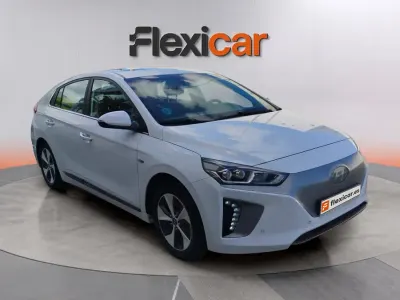 Usado Hyundai Ioniq Style 88 kW (120 CV) 2019 Blanco Utilitario