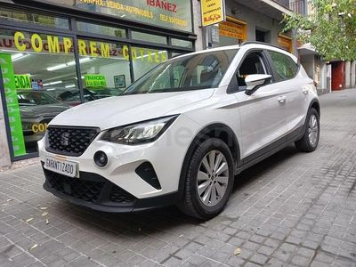 Usado Seat Arona Reference 95 CV (69 kW) 2022 Blanco SUV