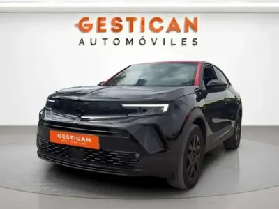 Usado Opel Mokka GS Line 131 CV (96 kW) 2022 Negro SUV