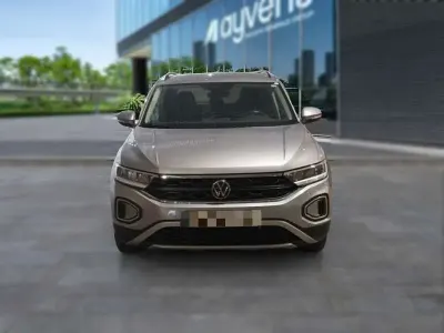 Usado VW T-Roc Life 116 CV (85 kW) 2023 SUV